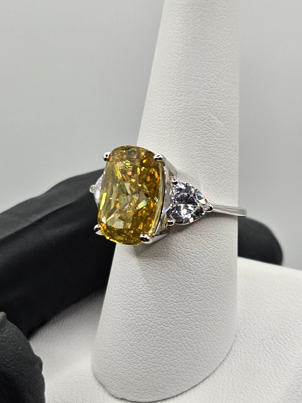 925 Silver 10 CTW Cushion Yellow Moissanite 3-Stone Ring Size 7.5 - Picture 4 of 8